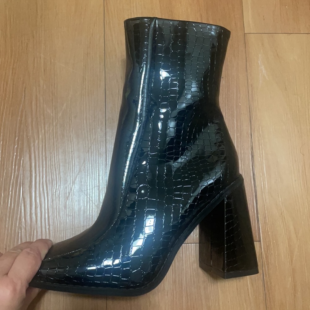 US 7 Flare for dramatics square toe boots - Picture 4 of 8